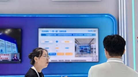 标题：黄冈伢搞钱新路子：那个“百应”机器人，到底是不是个“宝”？